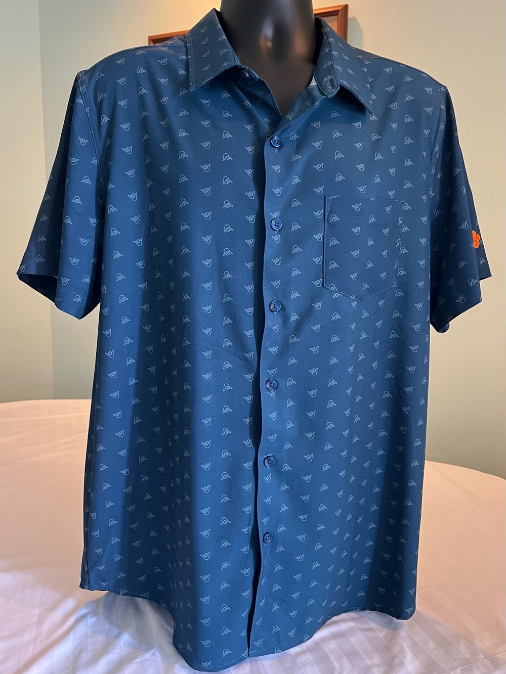 Toes on the Nose Shirt Men XL Blue Geometric Stretch Hang Loose Shaka Print